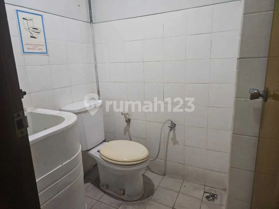 Ruko Gandeng 3 Lantai Di Sunset Road Kuta Murah Lokasi Strategis Dekat Ke Kuta Dan Airport Cocok Untuk Berbagai Bisnis - Image 4 of 4
