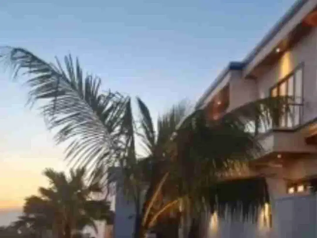 LUXURY VILLA 3BR CANGGU BERAWA 4,5 M NEGO RICEFIELD + OCEAN VIEW DEKAT PANTAI BERAWA - Image 6 of 10