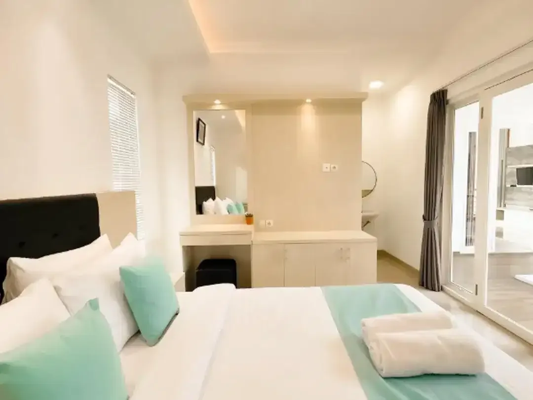 CANGGU'S ULTIMATE LIFESTYLE & RENTAL GOLD MINE!(End User Only) - Image 2 of 10