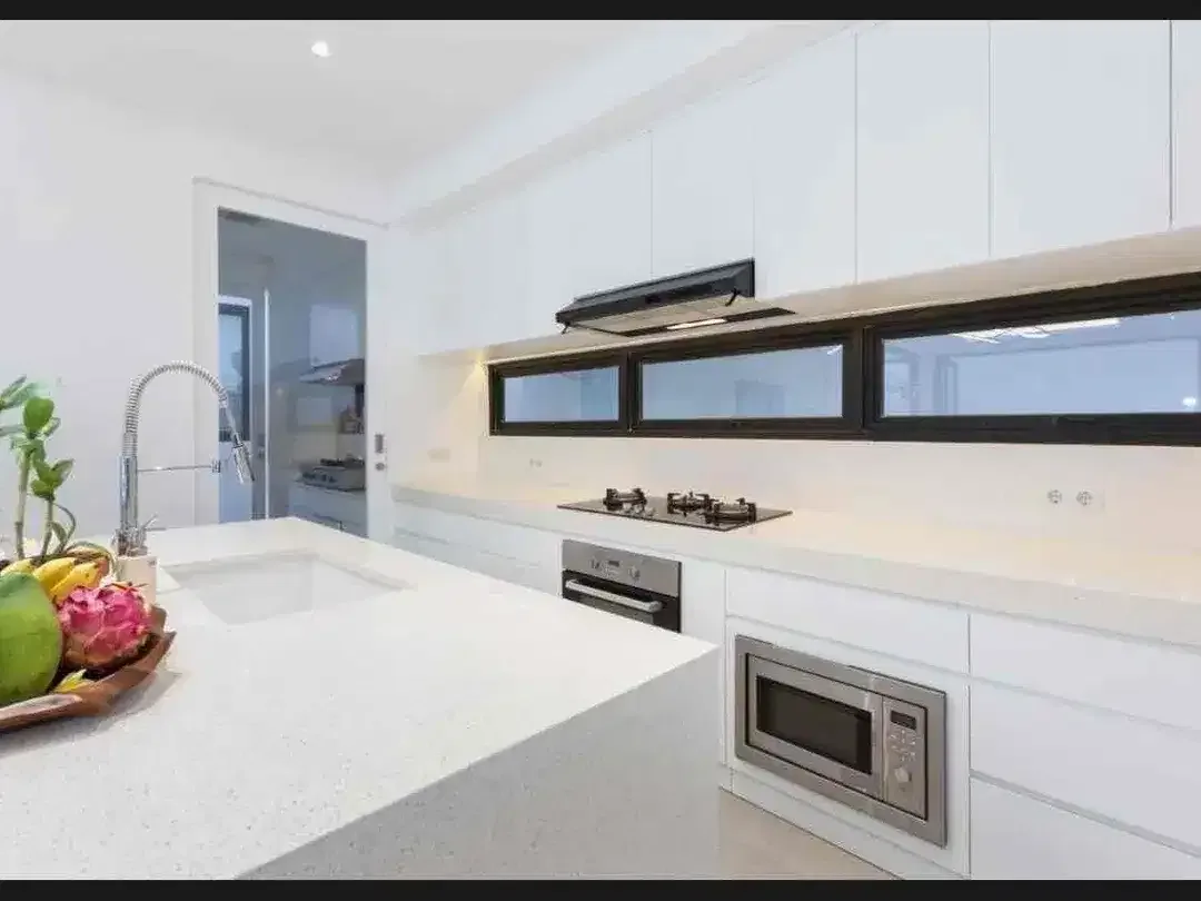 FOR SALE VILLA DESAIN MODERN LOKASI DEKAT PANTAI BERAWA, CANGGU, BADUNG, BALI - Image 9 of 10