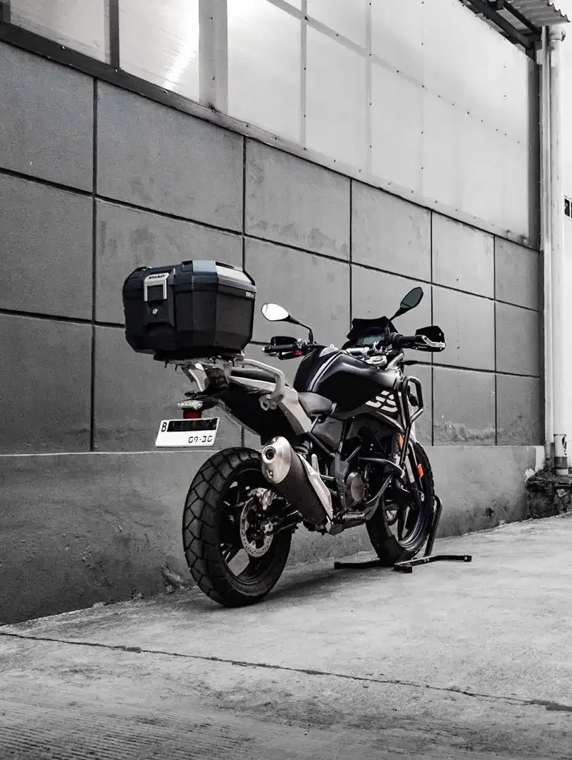BMW G 310 GS tahun 2025 Very Low Odo Mulus TT FP Black FULL PAPER - Image 8 of 10