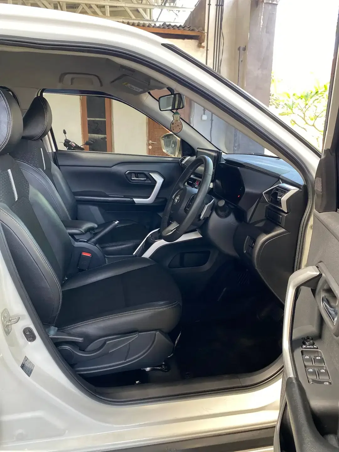 RAIZE GR 1.0 TURBO CVT 2021 - Image 6 of 10