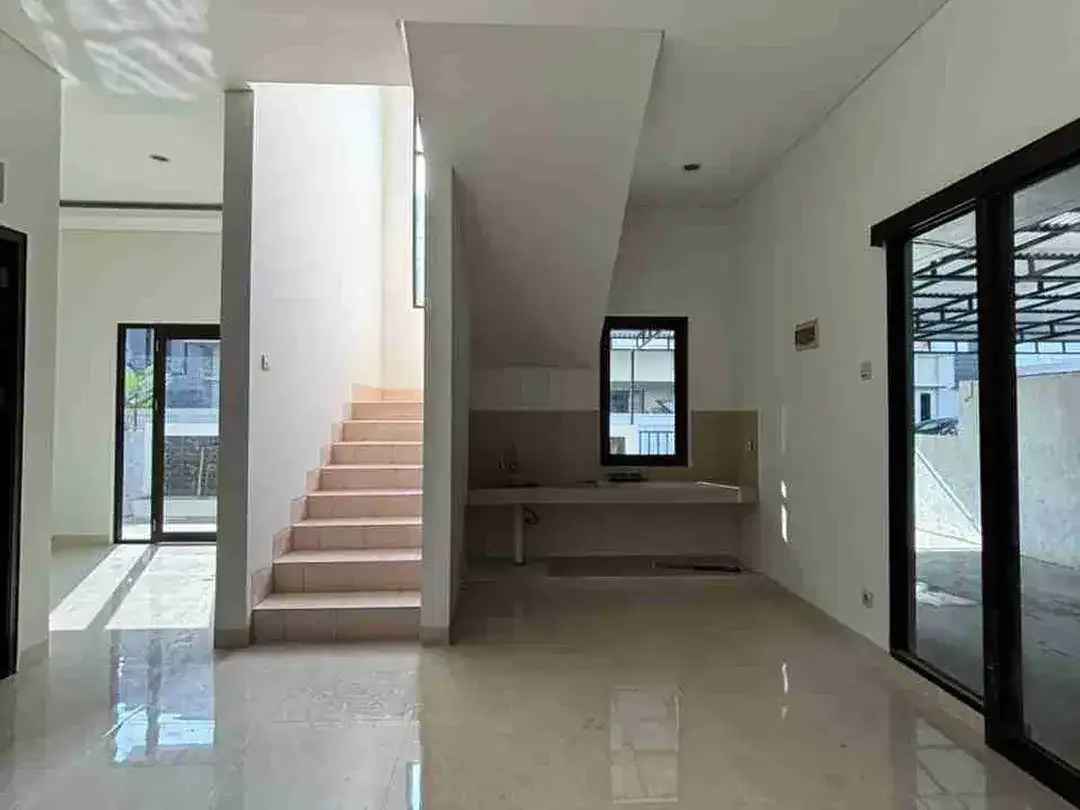DIJUAL
Rumah Baru Siap Huni
Lokasi Jln Sandat Denpasar Dekat polda Bali - Image 5 of 9