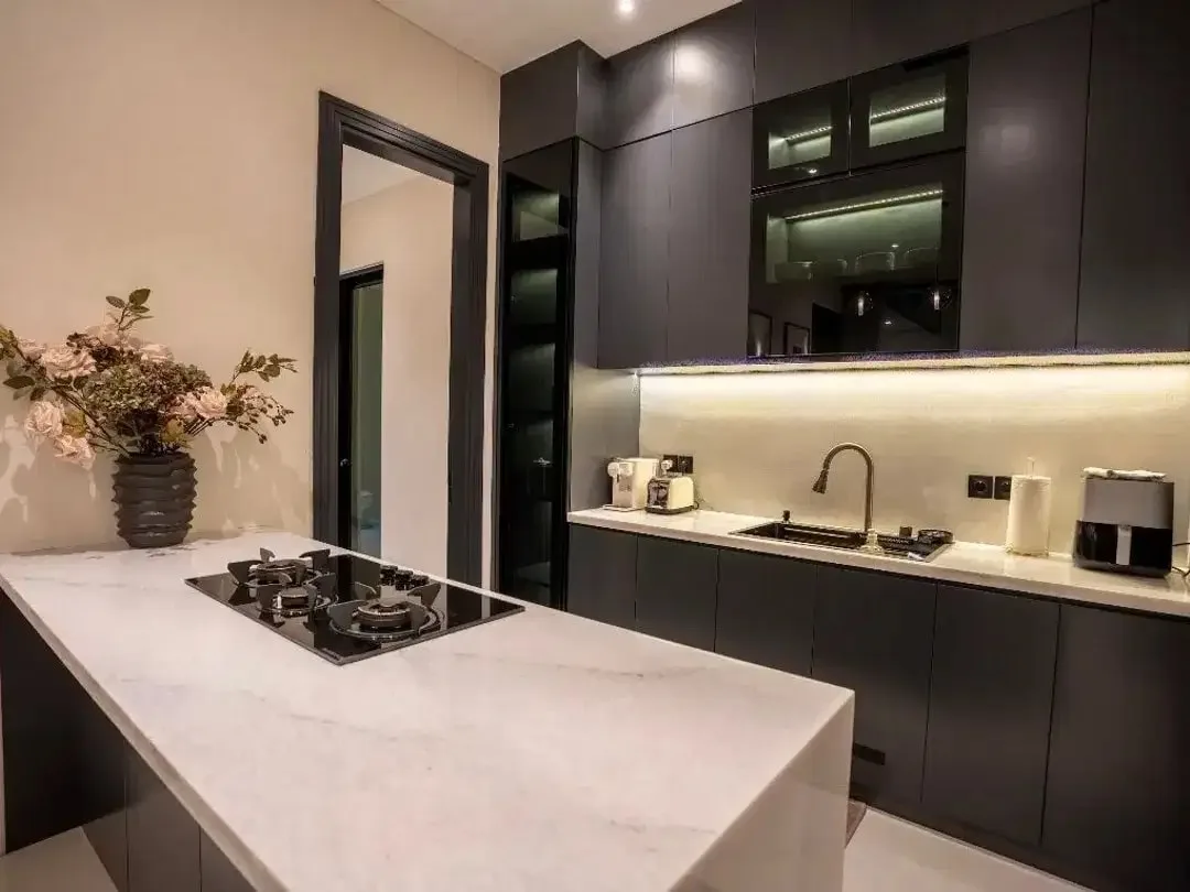 For Sale: Luxurious Modern Villa in Canggu - Image 3 of 10