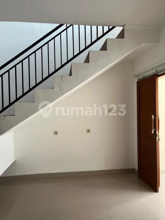 Di Kontrakan Rumah 3 Kamar - Image 3 of 4
