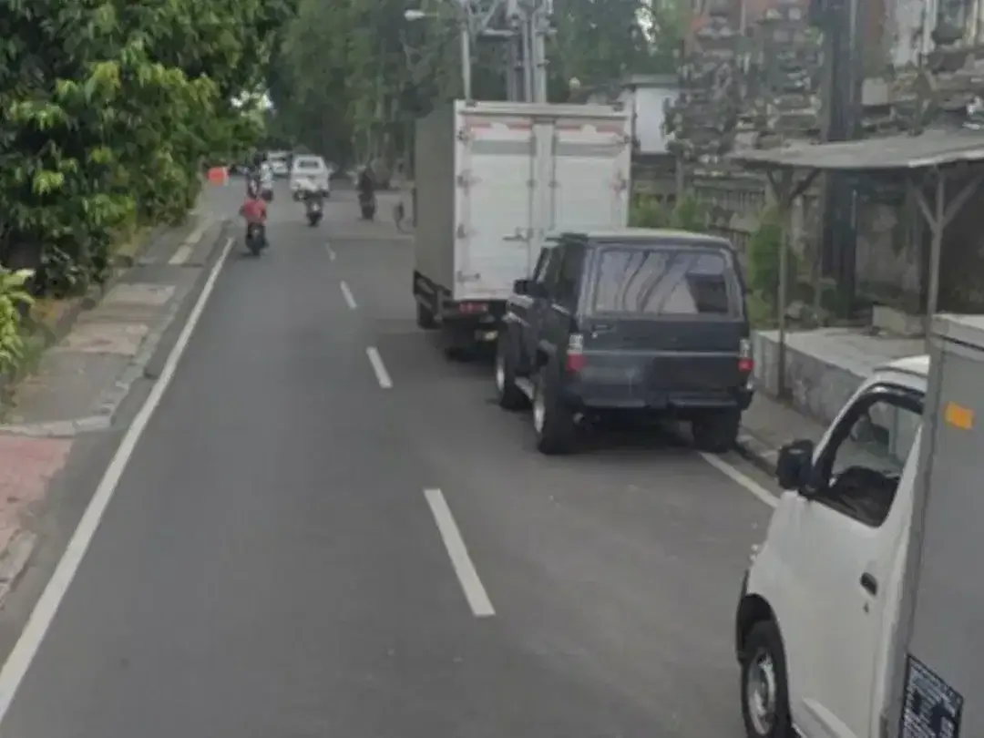 GEDUNG KANTOR LOKASI STRATEGIS DI KAPTEN REGUG DENPASAR - Image 6 of 10