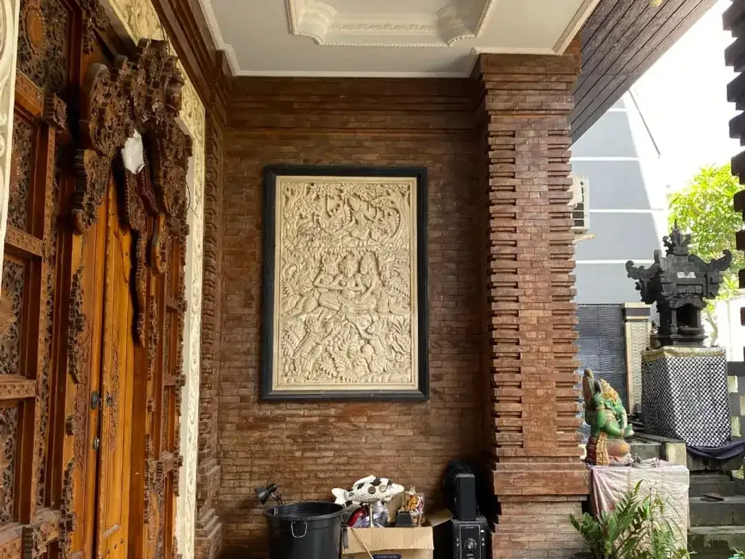 LUXURY BALINESE STYLE! Rumah Lantai 3 di Dalung Padonan – Tetanggaan dengan Villa Elit! ( IV / LM ) - Image 4 of 9