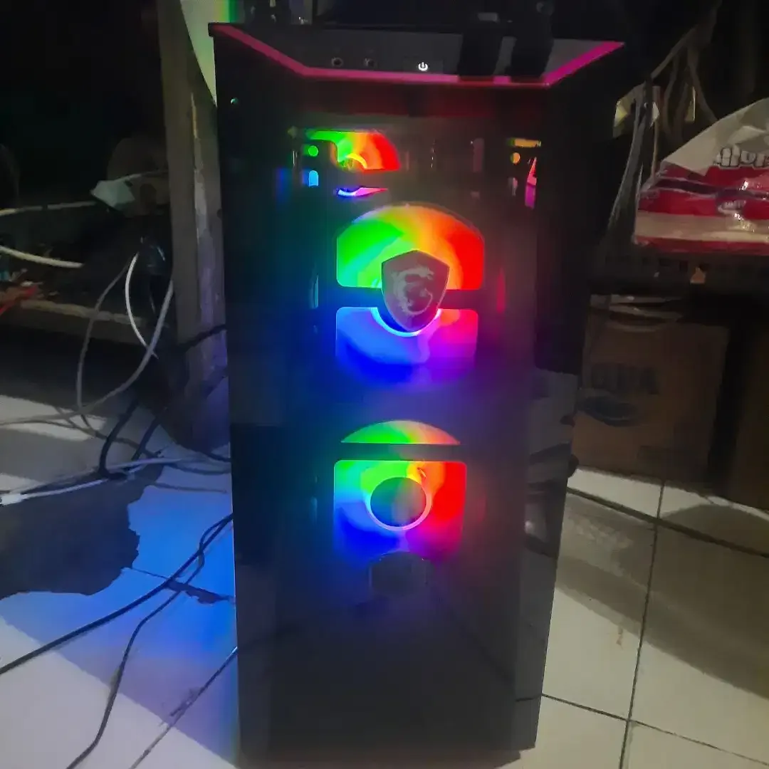 Komputer Gaming i3 7100 Ram 8Gb/Hdd 1Tera+Vga 2Gb D5 128bit+LCD 19 - Image 3 of 4