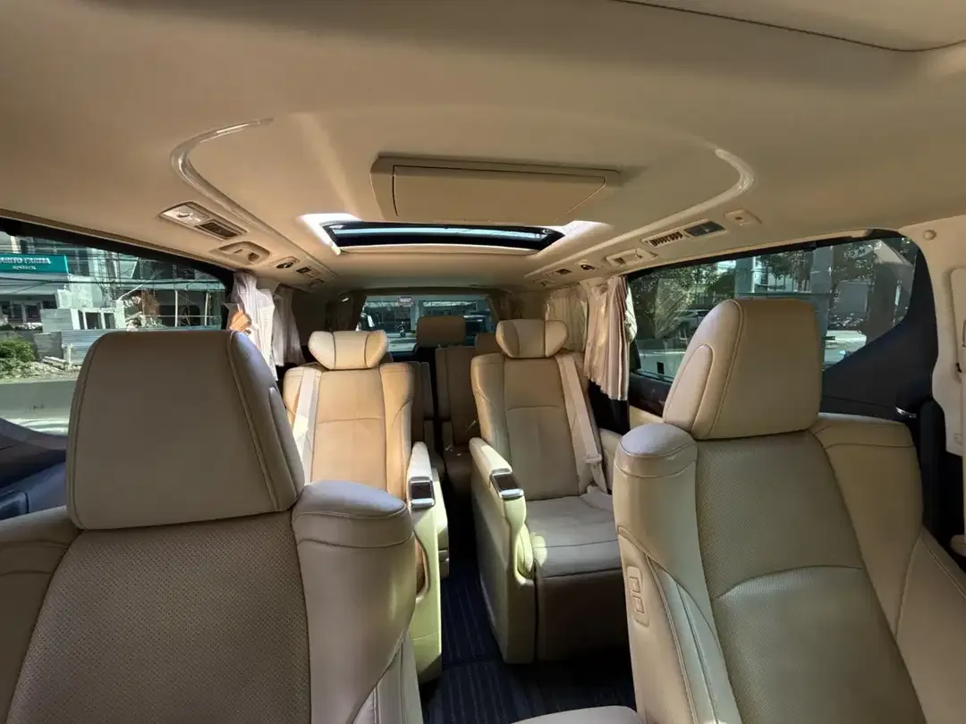TOYOTA ALPHARD 2.5 G A/T 2022 - Image 10 of 10