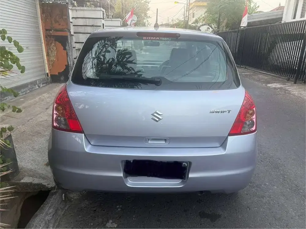 Suzuki Swift 2008 Bensin - Image 1 of 8