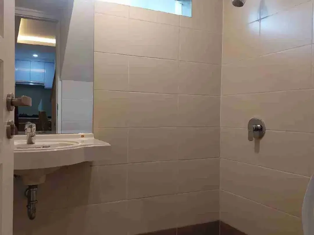 Rumah Cantik Full Furnished 4BR Harvestland Jimbaran - Image 6 of 10