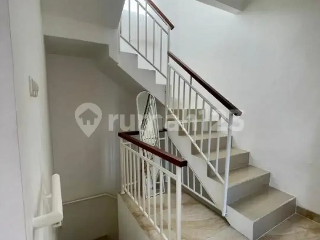 Investasi Terbaik Uluwatu! Villa Ungasan - Freehold 2,5 M / Leasehold 1,2 M, Roi Tinggi - Image 8 of 10