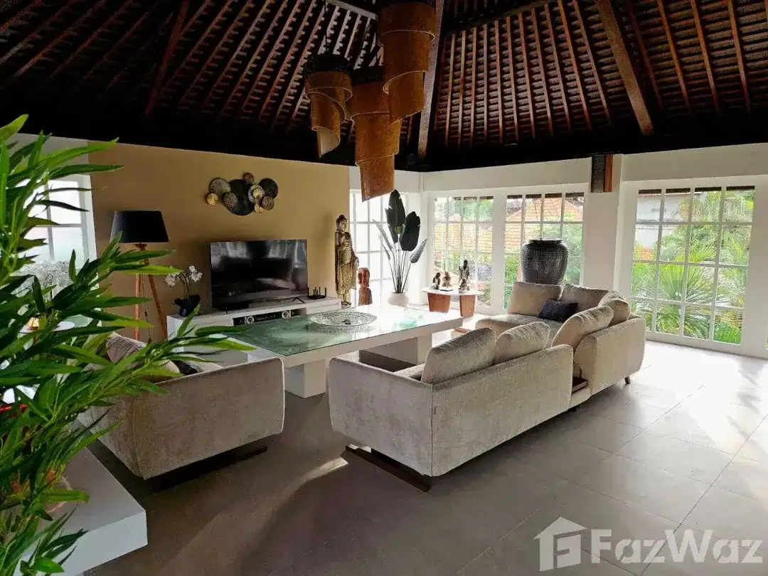 4 Bedroom Villa for sale in Seminyak, Bali - Image 4 of 10