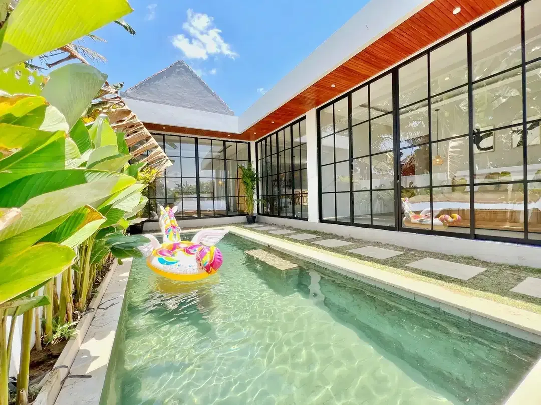 VILLA MENAWAN DI CEPAKA DEKAT KAWASAN PARIWISATA PERERENAN BALI - Image 7 of 10