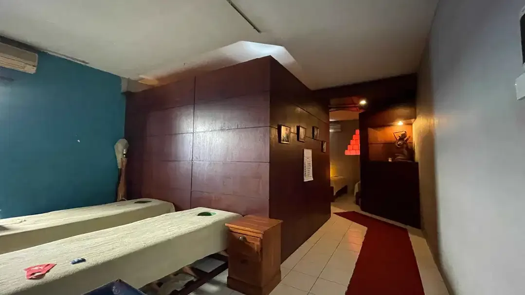Dijual Ruko di Jalan Raya Kerobokan Dekat ke Seminyak dan Petitenget - Image 2 of 10