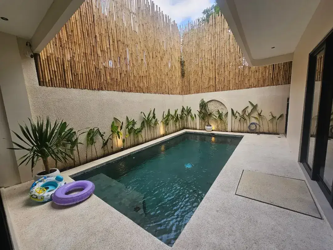Villa Style Modern Harga Terjangkau Area Kerobokan - Image 2 of 10