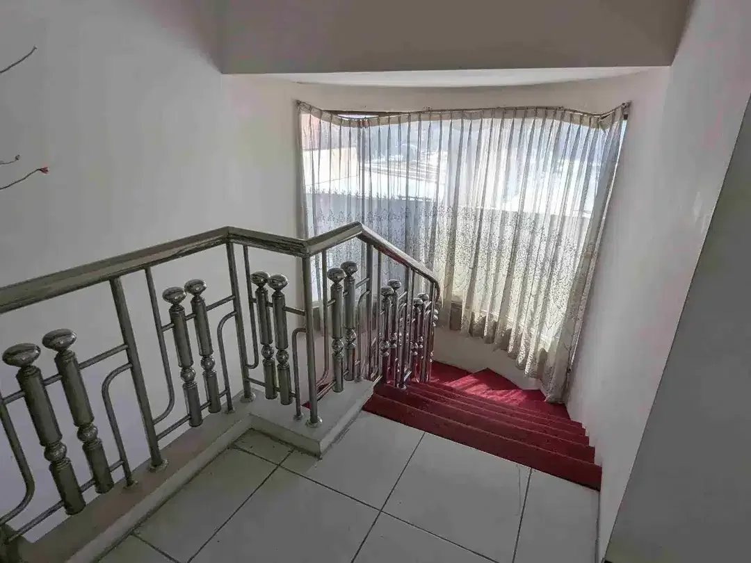 JUAL TANAH + BANGUNAN KOKOH LANTAI 2 - Image 2 of 7