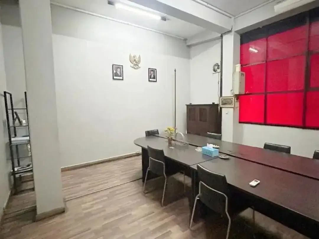 Dijual / Disewakan Ruko 4 Lantai 619 m² di Jalan Patih Jelantik - Image 2 of 5