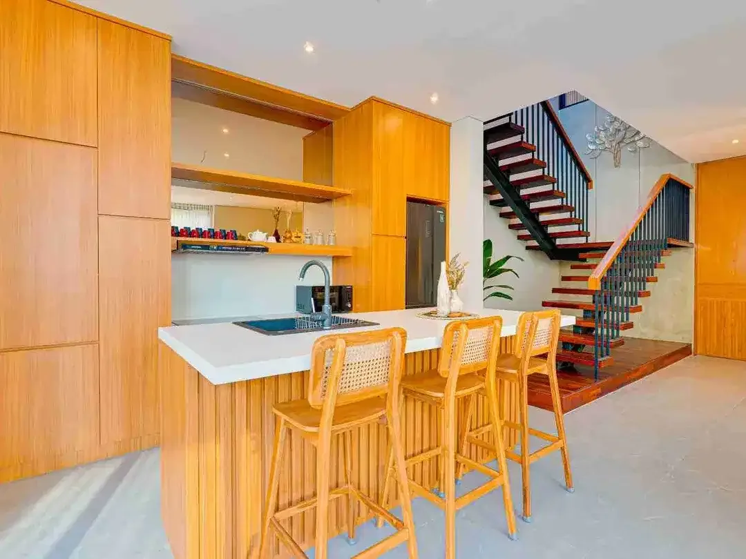 Brand New Luxury Villa 300m ke Pantai Batu Bolong Canggu - Image 2 of 10