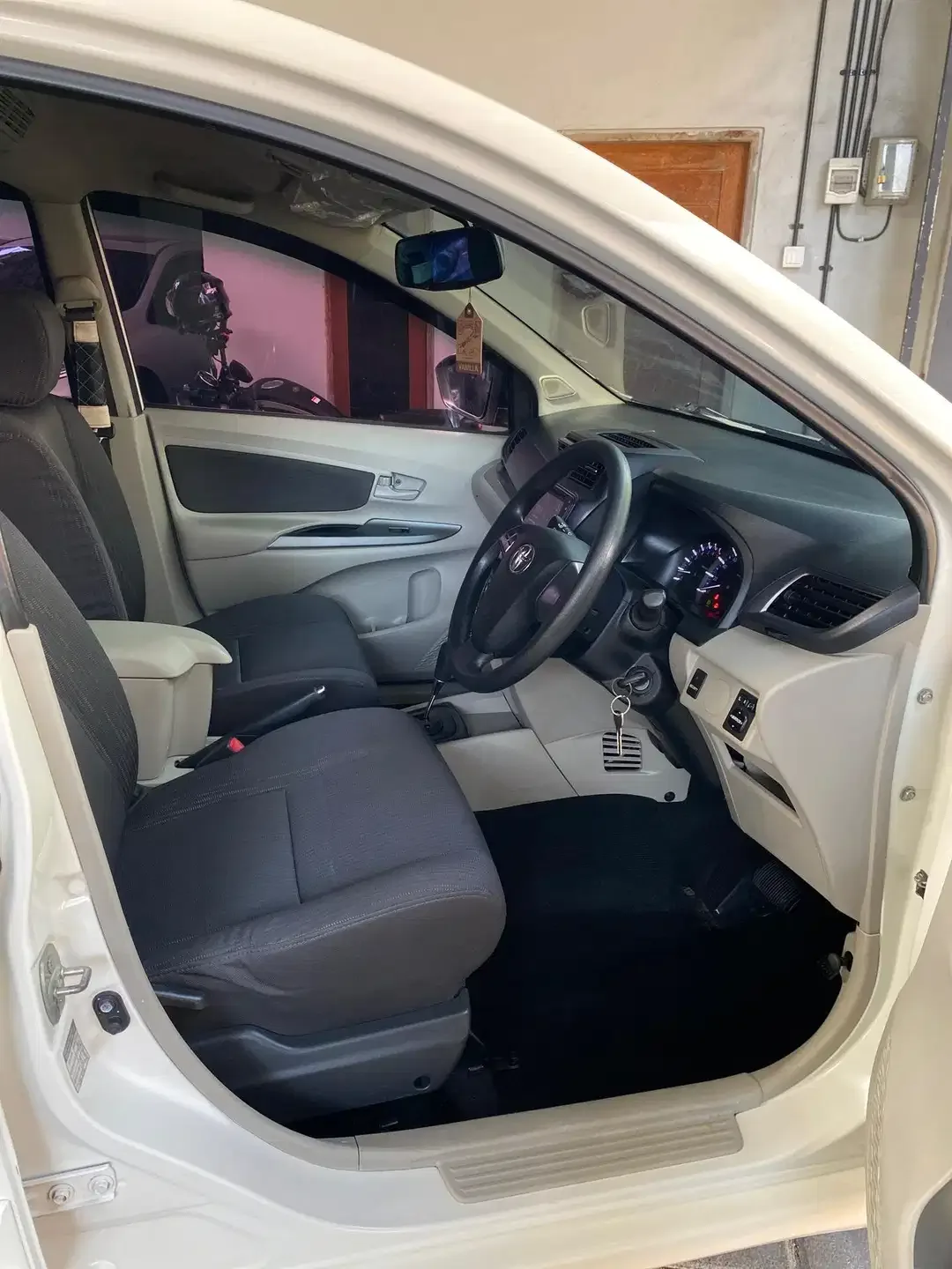 Toyota Avanza G Matic 1.3 AT 2020 - Image 6 of 10