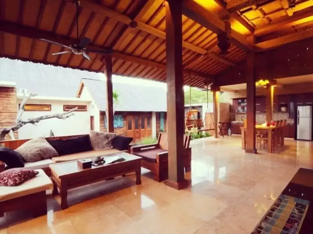 FOR SALE VILLA  AT SANUR - Image 8 of 9