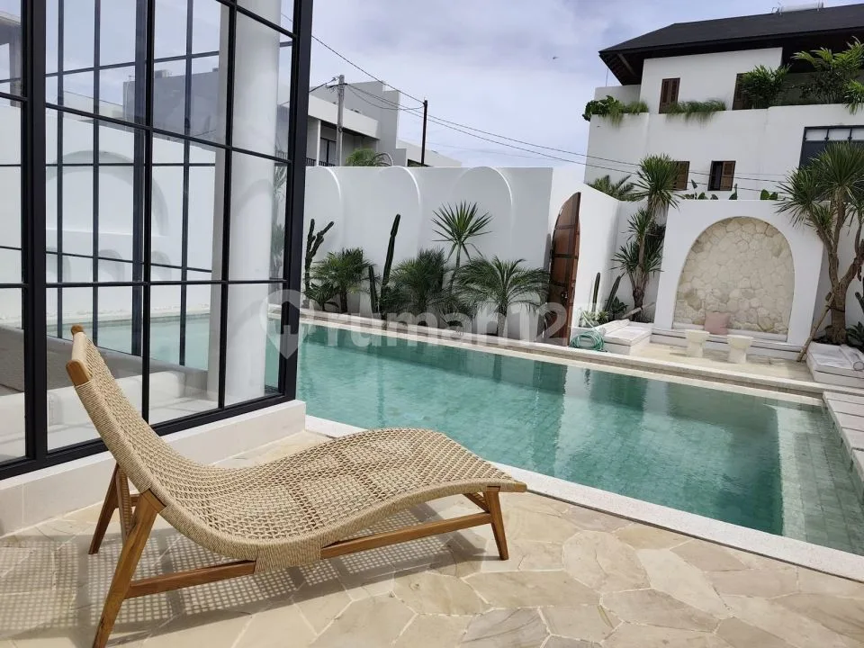 Brand New Luxury 3 Br Villa In Uluwatu, 10 Min To Sunday Beach - Image 2 of 4