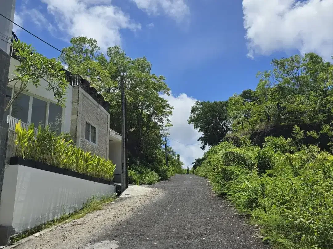DI JUAL VILLA AREA NUSA DUA BALI DEKAT PINTU TOL - Image 10 of 10