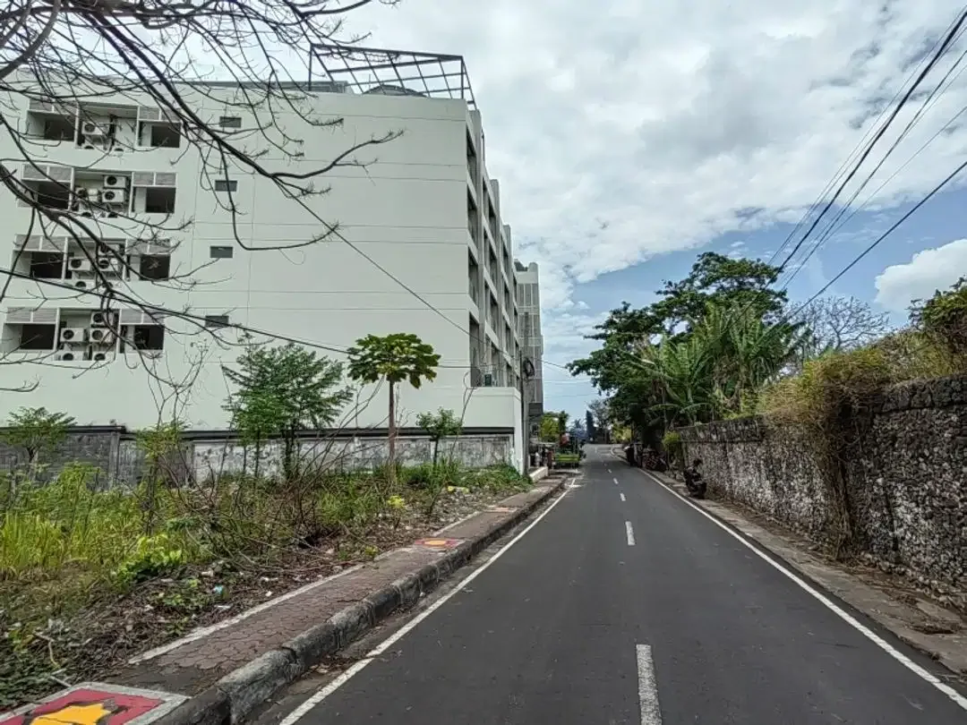 Tanah TERMURAH Pantai Jimbaran Kedonganan KUTA - Image 2 of 10