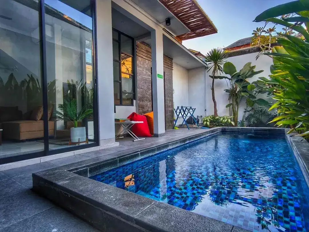 Jual Villa Jimbaran - Area Villa & Kampus Unud - Lingkungan Nyaman - Image 1 of 10