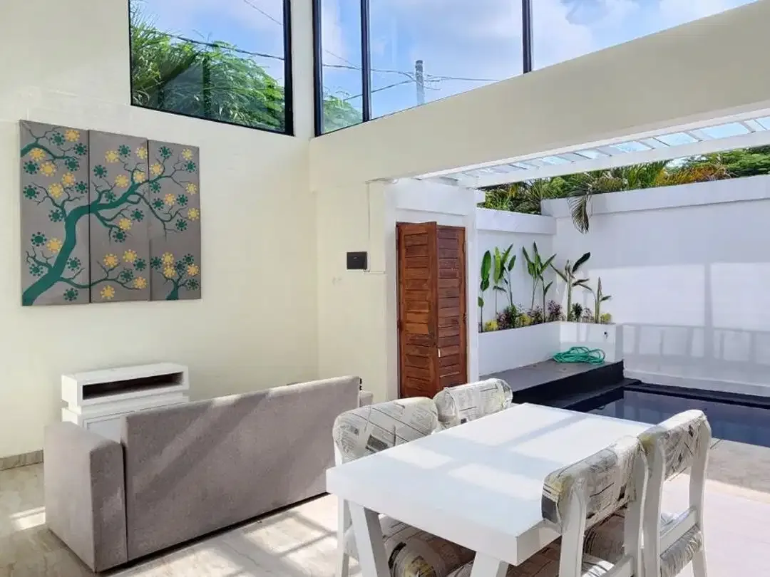 VILLA OCEAN VIEW DALAM KOMPLEKS DI NUSA DUA - Image 4 of 10