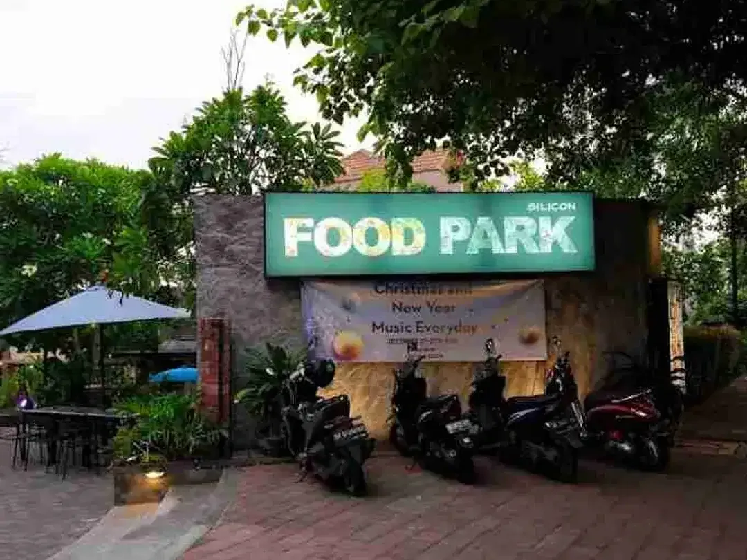 Tanah Langka Bonus Food Court Aktif di Siligita Nusa Dua - Image 6 of 10