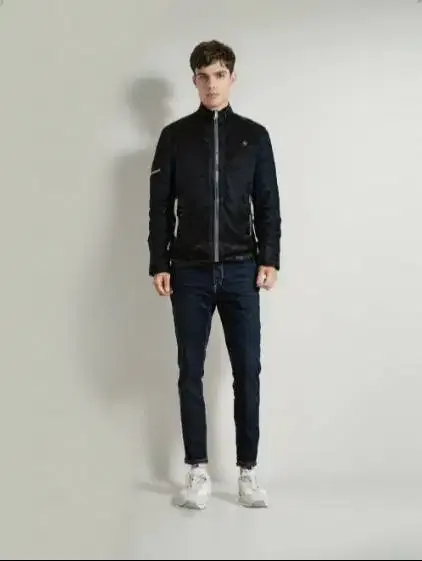 Tracktop Jaket Pria motor - jaket olahraga waterproof impor Hongkong - Image 1 of 3