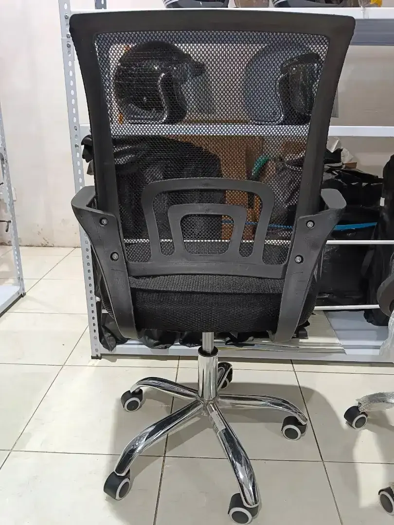 PROMO TERMURAH 300rb BARU-Kursi Kantor/Belajar/Kerja Hidrolik Putar - Image 3 of 4