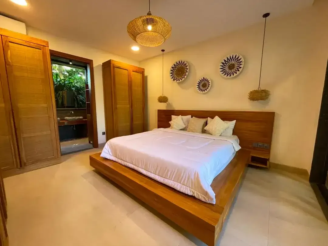 PREMIUM TROPICAL VILLA IN SANUR - Image 4 of 10