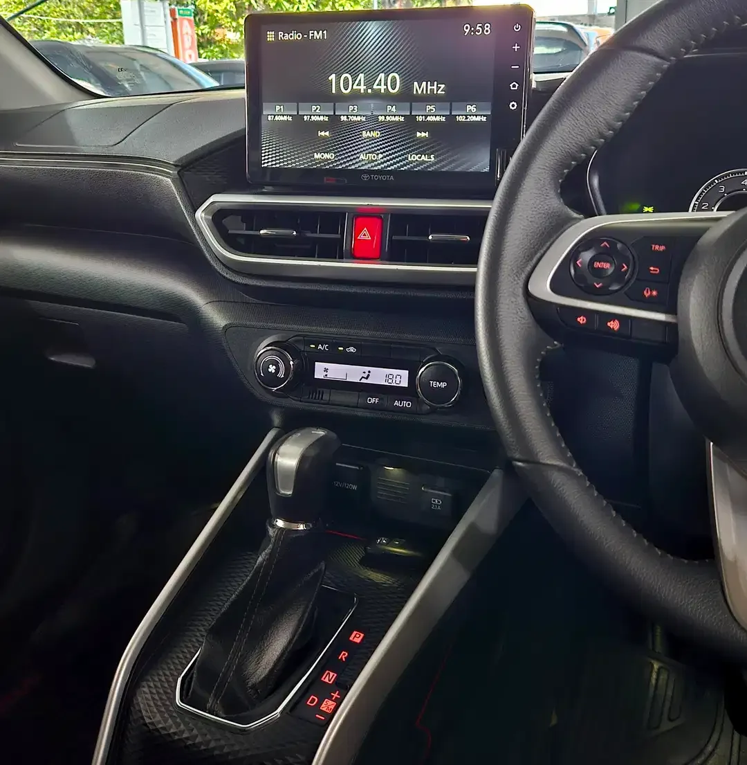 [2021] DP 7jt! Raize GR Sport 1.0 Turbo matic 2021 LowKM bkn TSS 2022 - Image 10 of 10