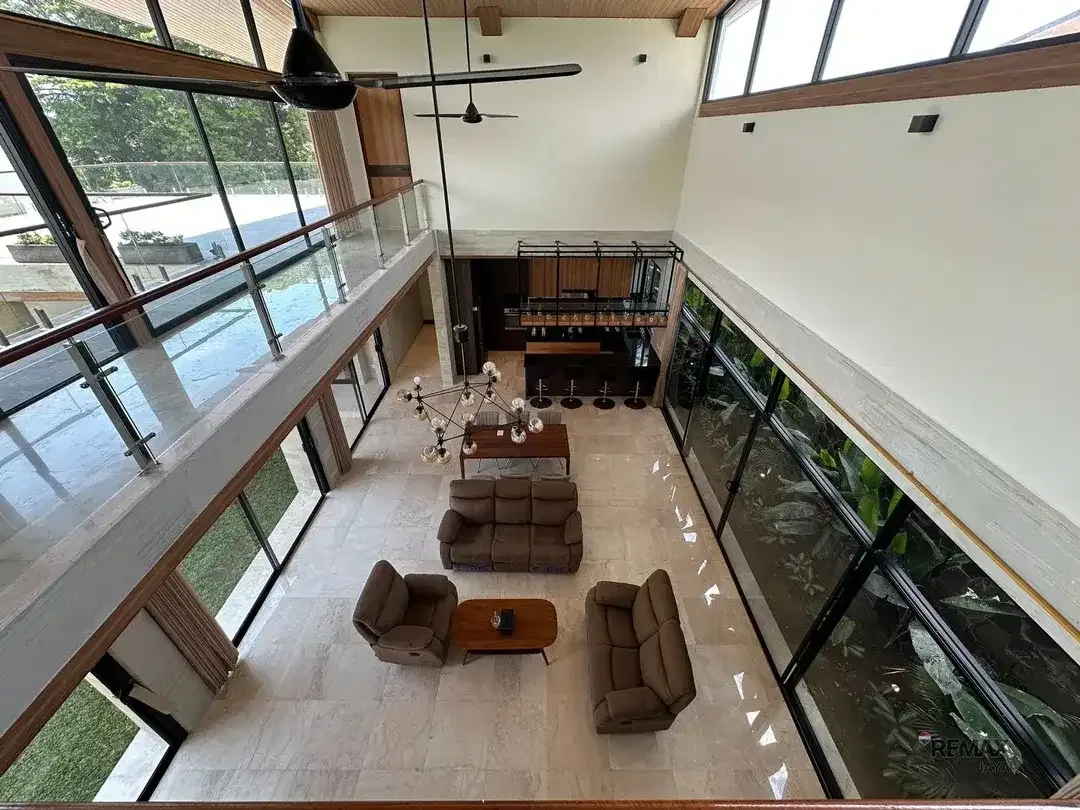 Villa Mewah Cantik Lokasi Strategis Dijual, di Area Sanur Denpasar - Image 6 of 10