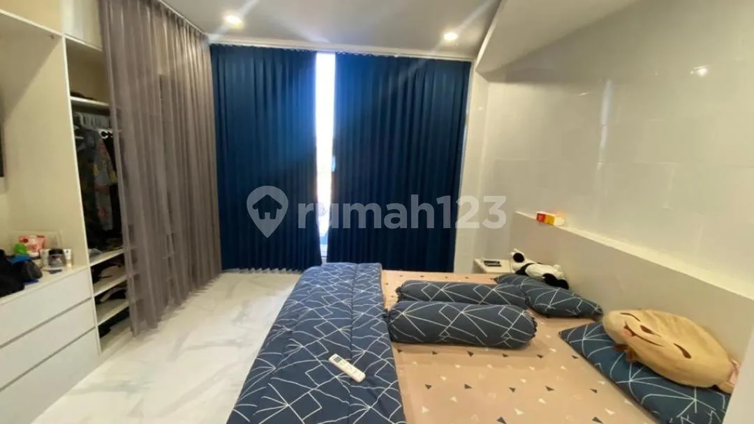 Dijual Ruko 4 Lantai Lokasi Dekat Pariwisata Seminyak. - Image 3 of 4