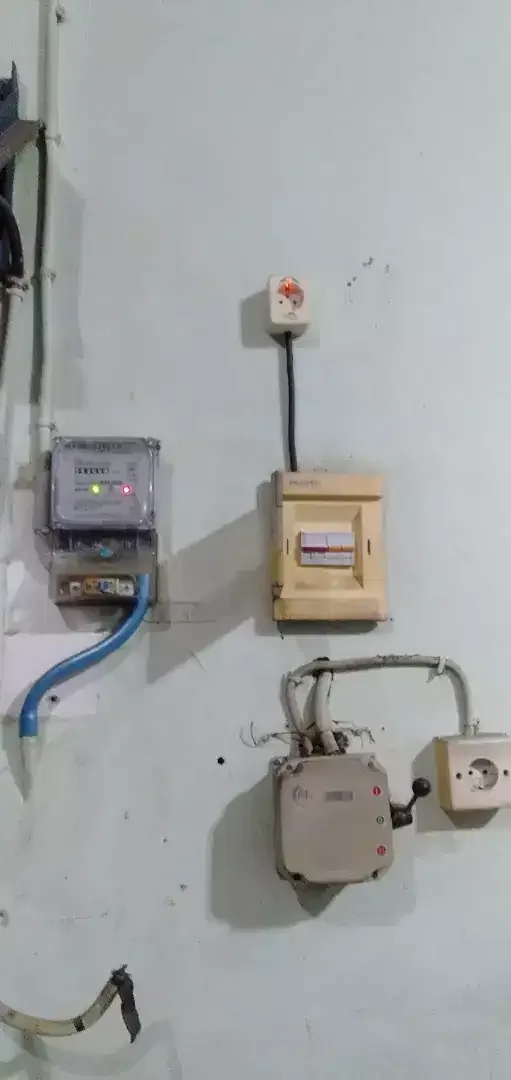 Jasa teknisi listrik,pompa air,kloset duduk,kuras tandon,water heater - Image 1 of 5
