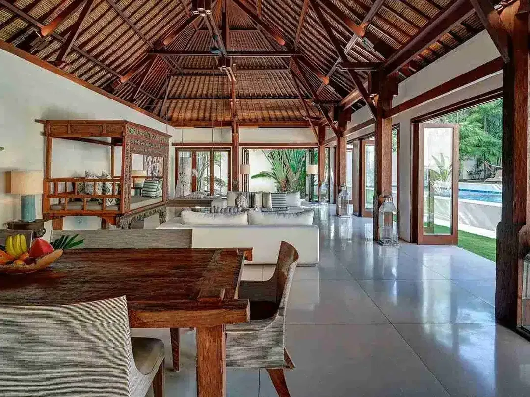 Luxury Villa Mewah di Oberoi Seminyak Dekat Pantai - Image 9 of 10