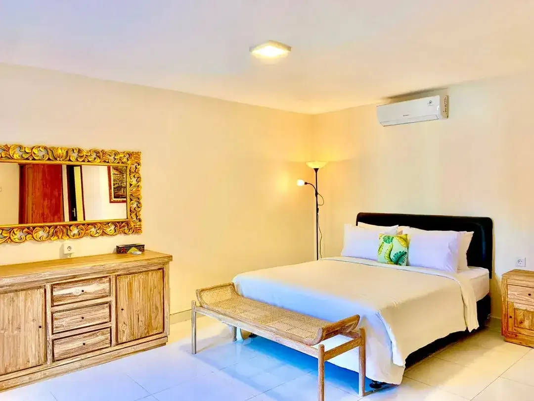PRIVATE VILLA EXCLUSIVE WITH SWIMMING POOL AT BADUNG BENOA NUSA DUA BALI - Image 4 of 10