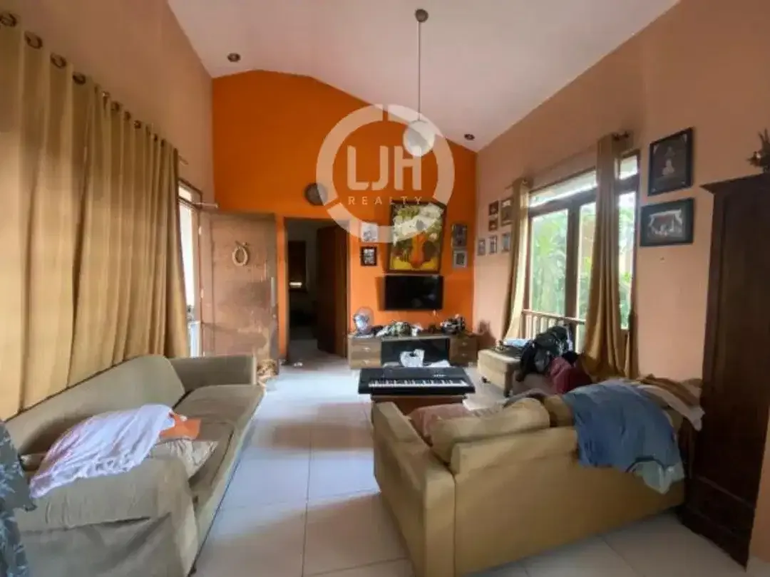 5 Bedroom House Area Ubung Kaja, Denpasar, Close to Citraland Waterpark and Main Road Cargo Permai - Image 2 of 6