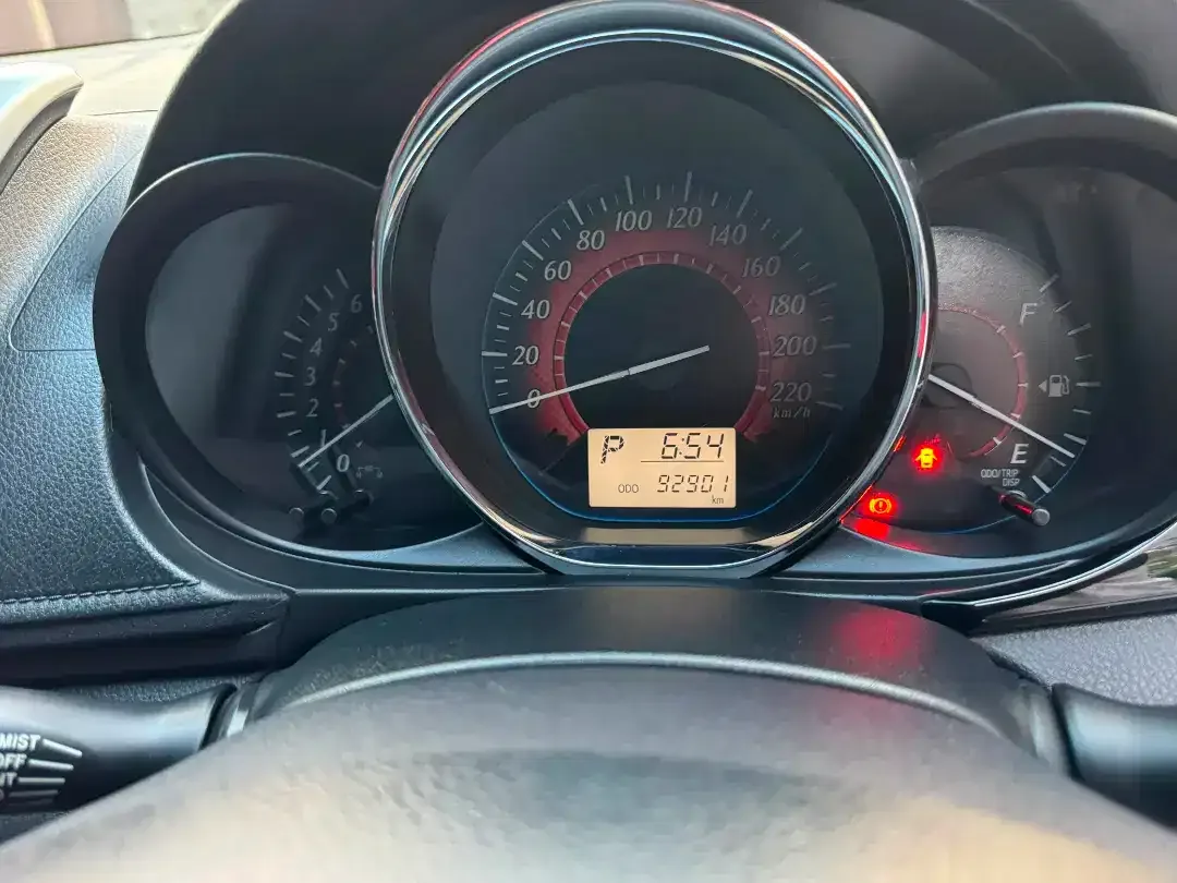 Yaris TRDs matic asli bali tangan 1 orisinil total kredit DP 5jt - Image 4 of 10