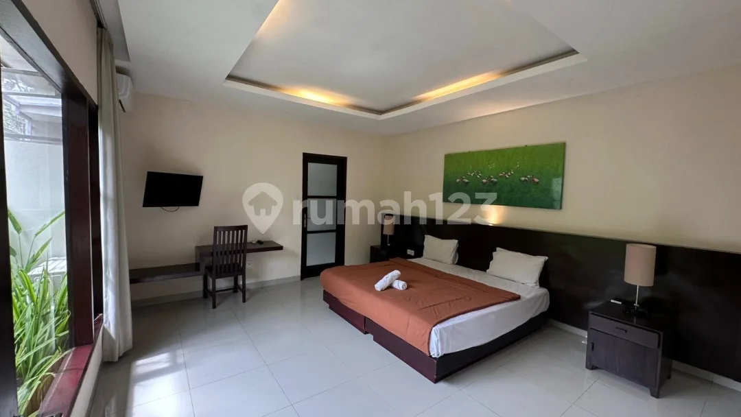 Disewakan - Villa Nyaman dengan Security 24 Jam, Furnished dan Siap Huni, Dekat dengan Pura Uluwatu - Image 4 of 4