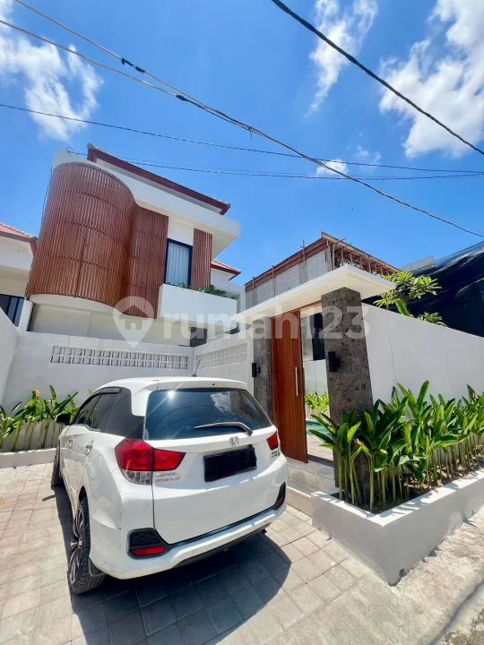 Modern Spacious Villa 3Br With Small Garden At Kedampang Kerobokan Bali - Image 3 of 4