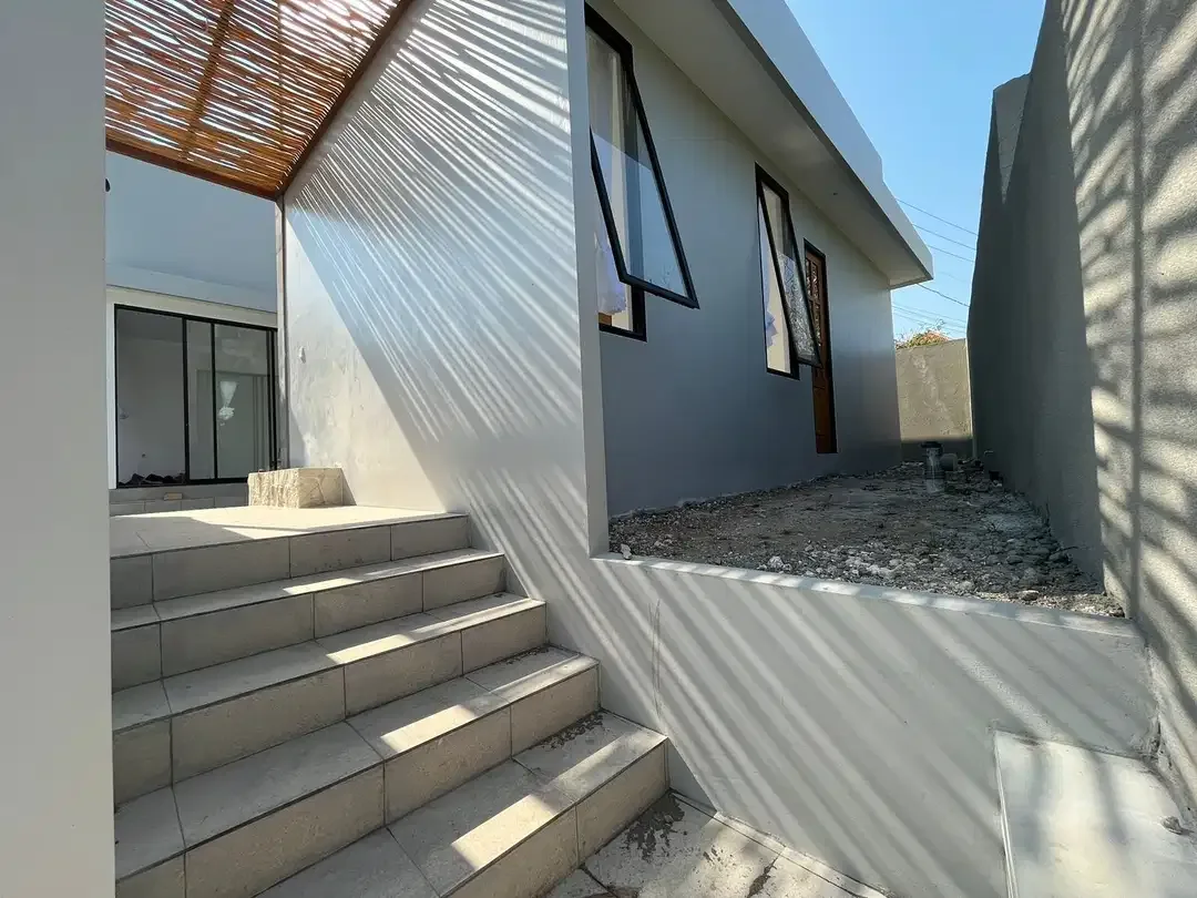 BARU - VILLA 2 KAMAR MODERN MINIMALIS UNGASAN DEKAT JIMBARAN BALI - Image 10 of 10