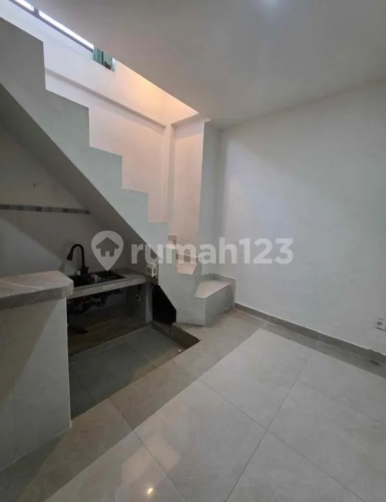 Disewakan Rumah Minimalis Unfurnish di Denpasar - Image 2 of 4