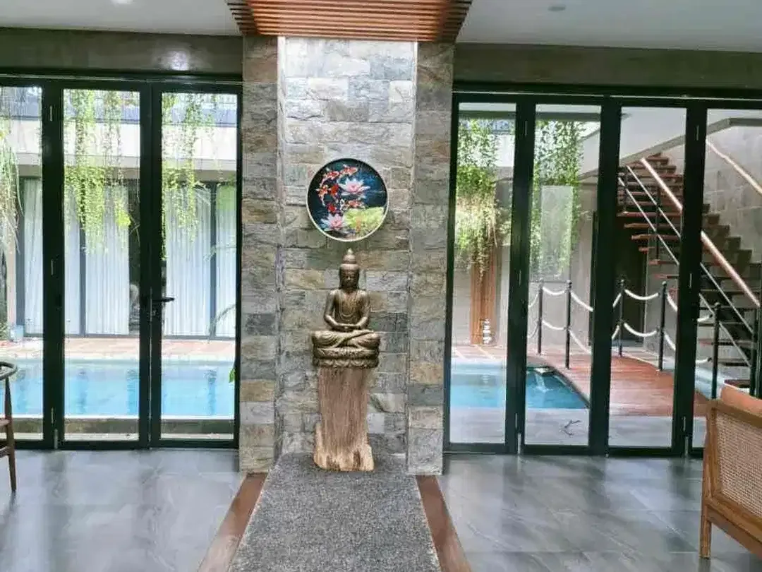 Brand New Luxury Tropical Villa 3 Beds, Umalas, Badung, Bali - Image 5 of 10