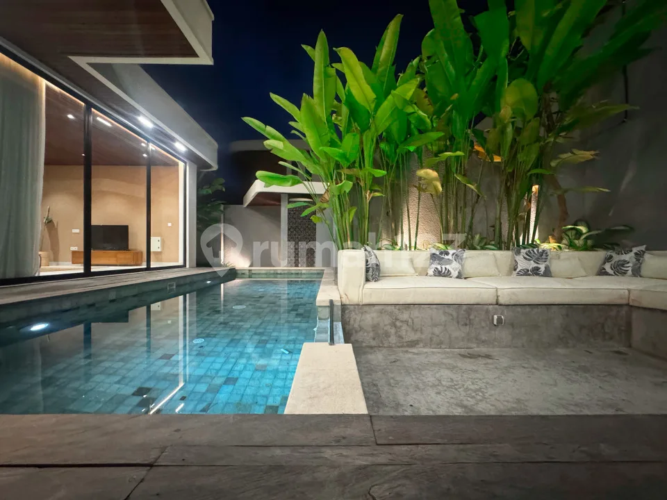 Villa Luxury Modern 3BR Furnished dekat Pantai Pererenan - Image 3 of 4