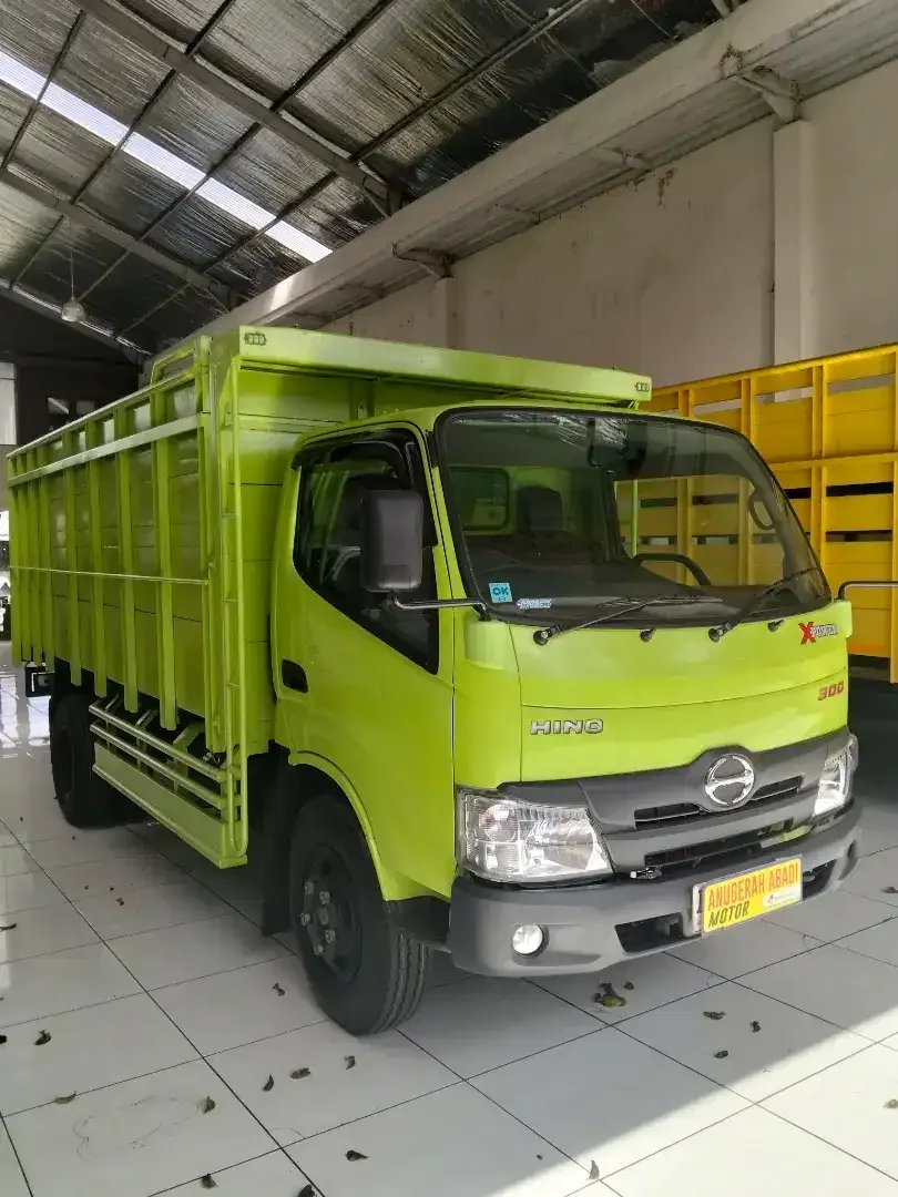 Hino Dutro Light Truck 2024 - Image 3 of 8