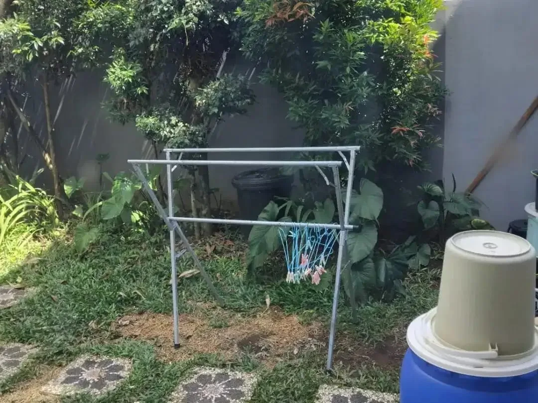 Dijual rumah minimalist modern lantai 1 siap huni yang berlokasi di dalam perumahan dosen kopertis di jalan Gutiswa - Cekomaria , peguyangan kangin de - Image 4 of 7